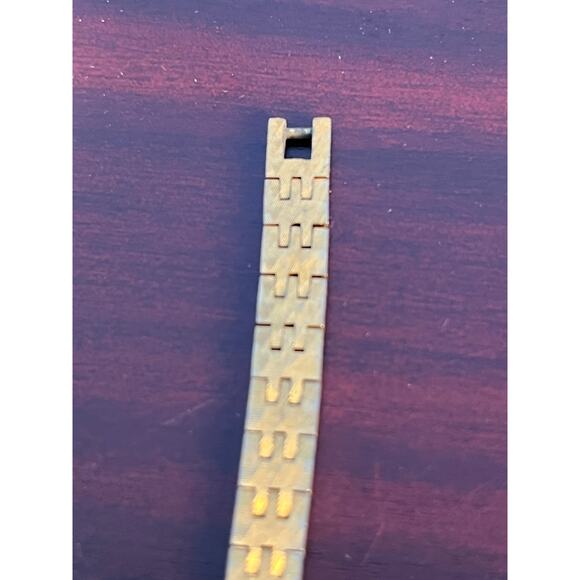 VTG Advance Quartz Women's Wristwatch Gold Tone Y120A Untested - Picture 6 of 10